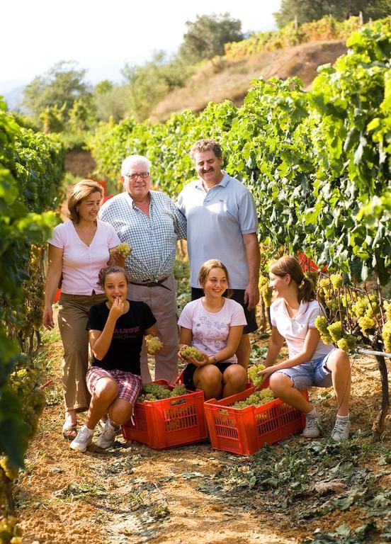 Agriturismo Del Pigato - Bio Vio Albenga Luaran gambar
