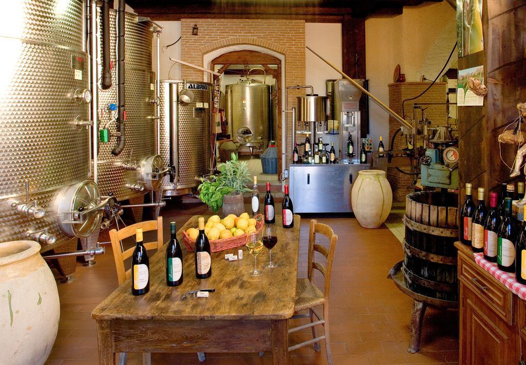Agriturismo Del Pigato - Bio Vio Albenga Luaran gambar