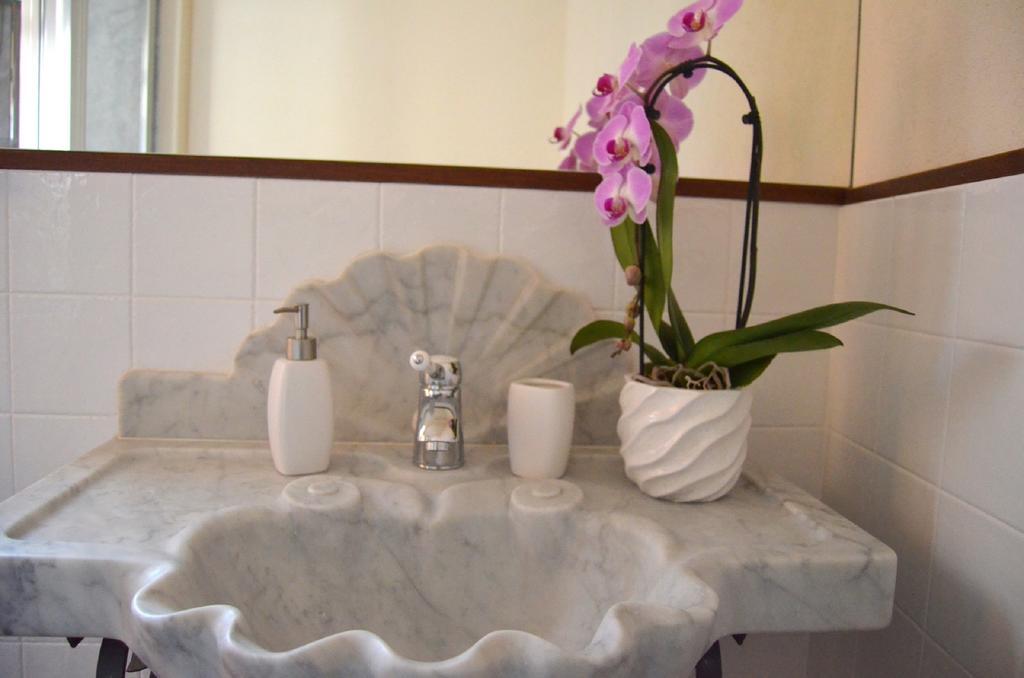 Agriturismo Del Pigato - Bio Vio Albenga Luaran gambar